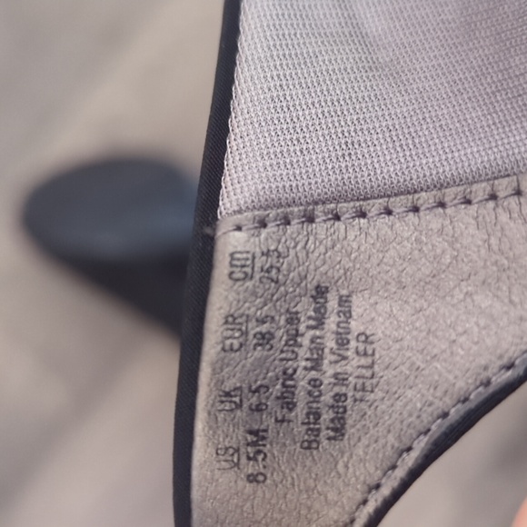 Heels by Life Strides Black  w/Comfort Insoles Soft System - Picture 9 of 11